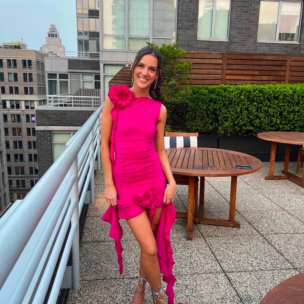 Elegant Pink Sleeveless Dress